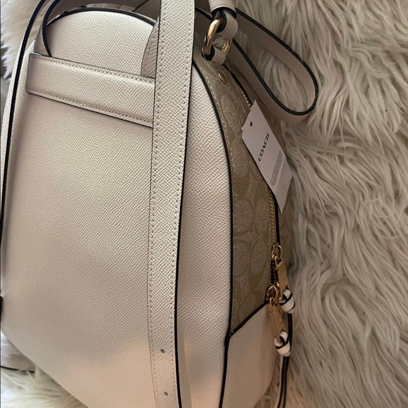 Signature Jordyn backpack white/kaki Coach Brand - Picture 5 of 6
